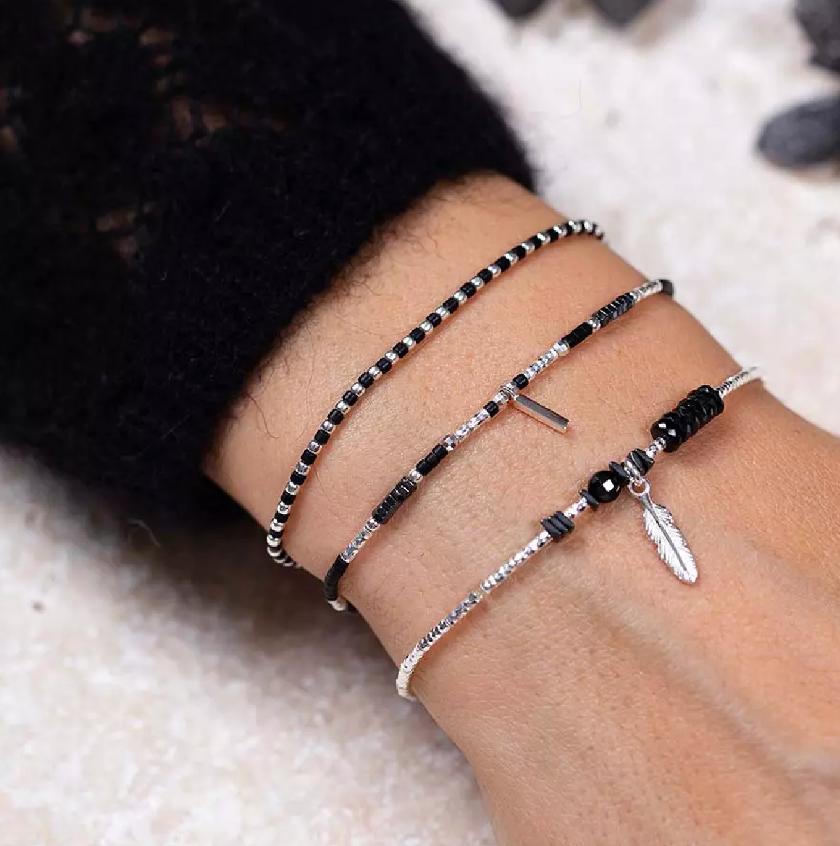 Bracelet DORIANE Grain de folie noir – Intemporel